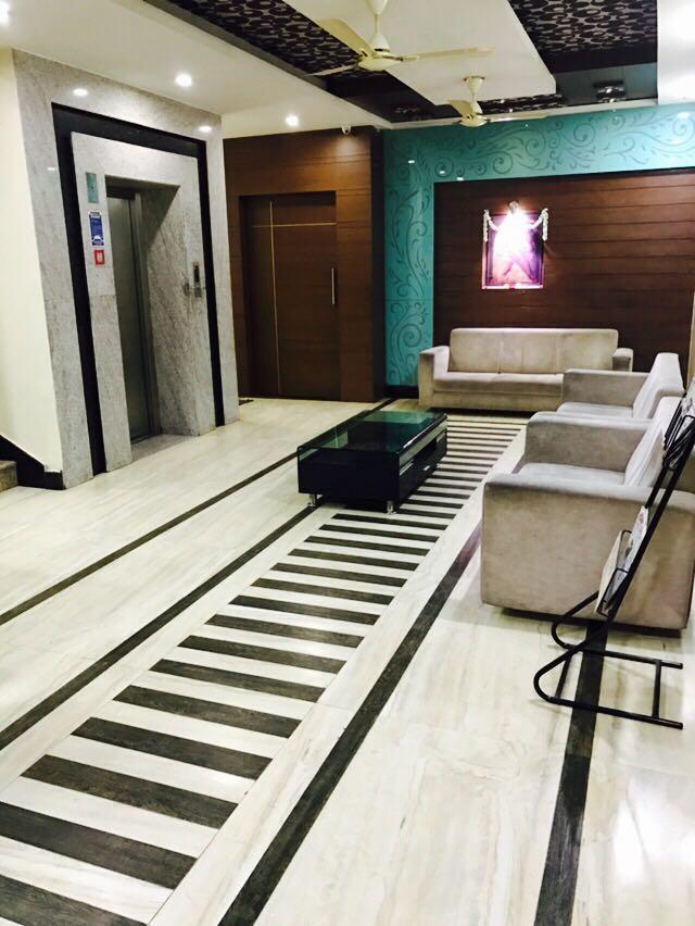 Iroomz Vaishali Residency Ballari Bagian luar foto